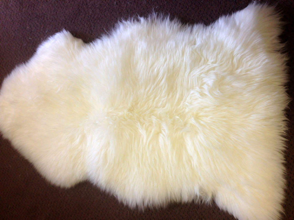 Auskin 100%高端羊皮单张地毯（约 60 x 90 cm）（象牙白色）